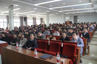 對(duì)外經(jīng)濟(jì)貿(mào)易大學(xué)繼續(xù)教育學(xué)院開展經(jīng)濟(jì)貿(mào)易咨詢服務(wù)，助力社會(huì)經(jīng)濟(jì)發(fā)展